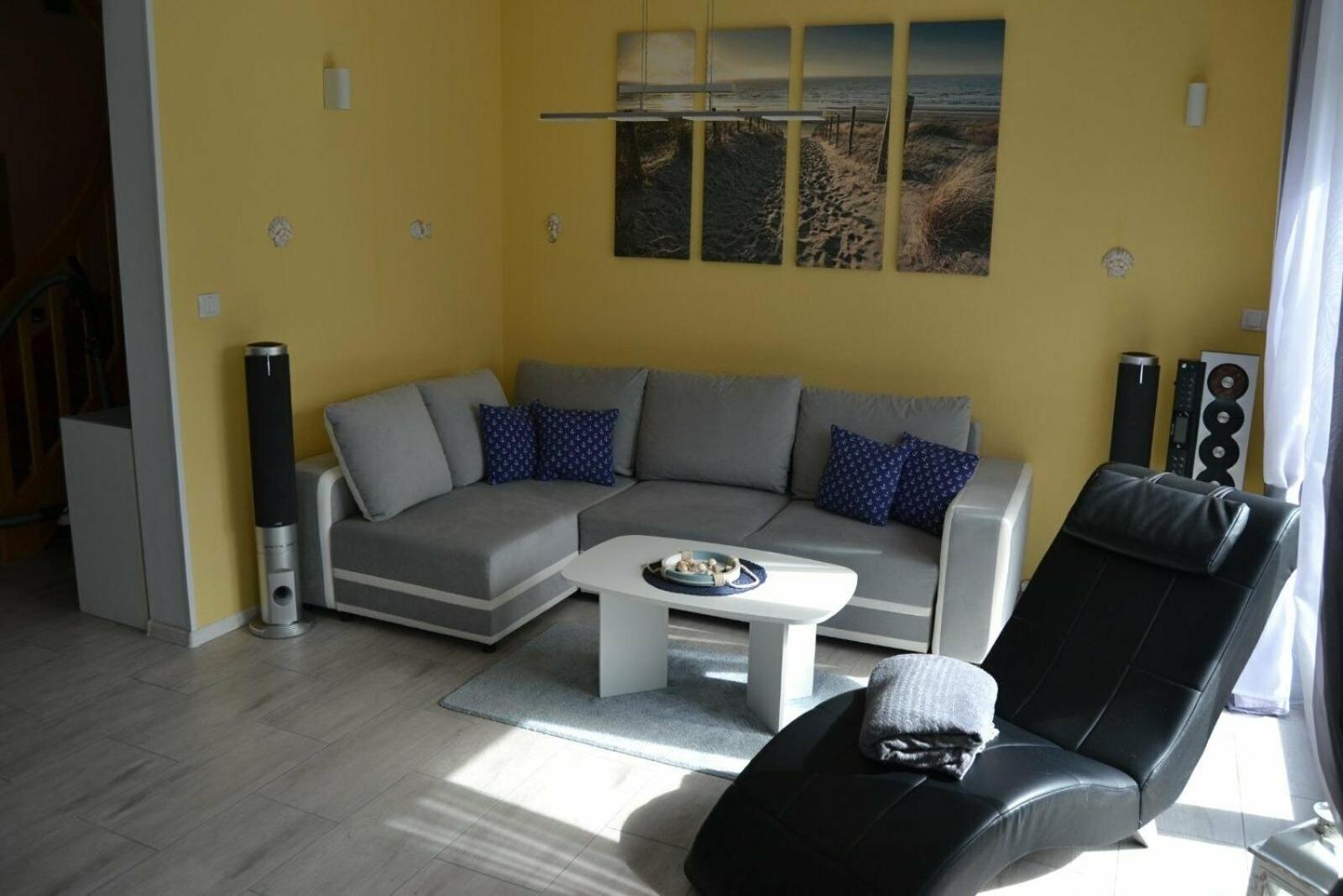 Ferienhaus Lilja Mit Garten, Kamin Und Pool Trzęsacz Eksteriør billede