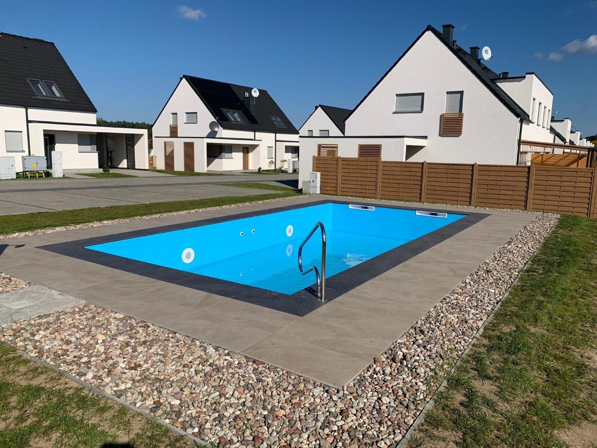 Ferienhaus Lilja Mit Garten, Kamin Und Pool Trzęsacz Eksteriør billede