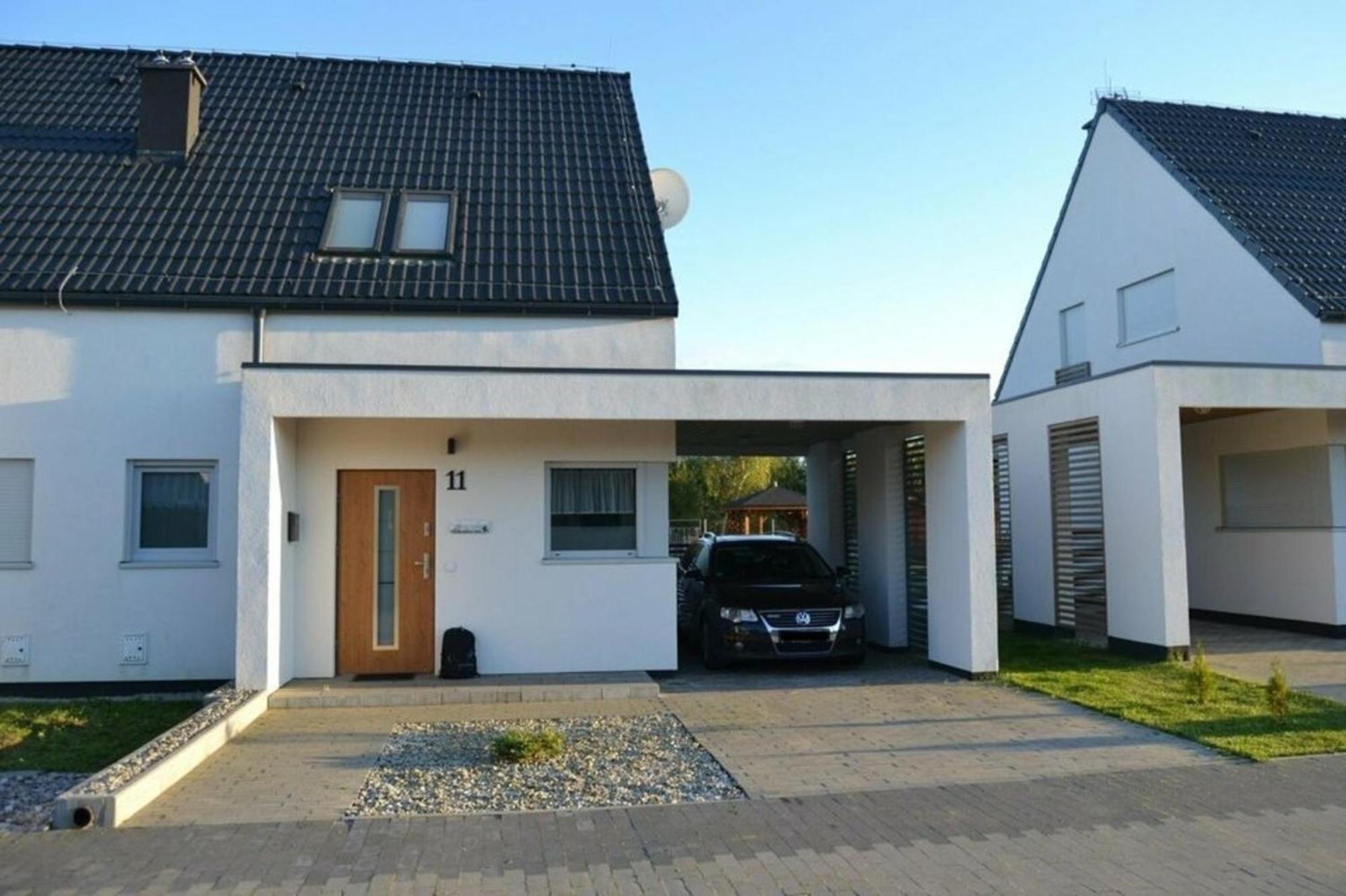 Ferienhaus Lilja Mit Garten, Kamin Und Pool Trzęsacz Eksteriør billede